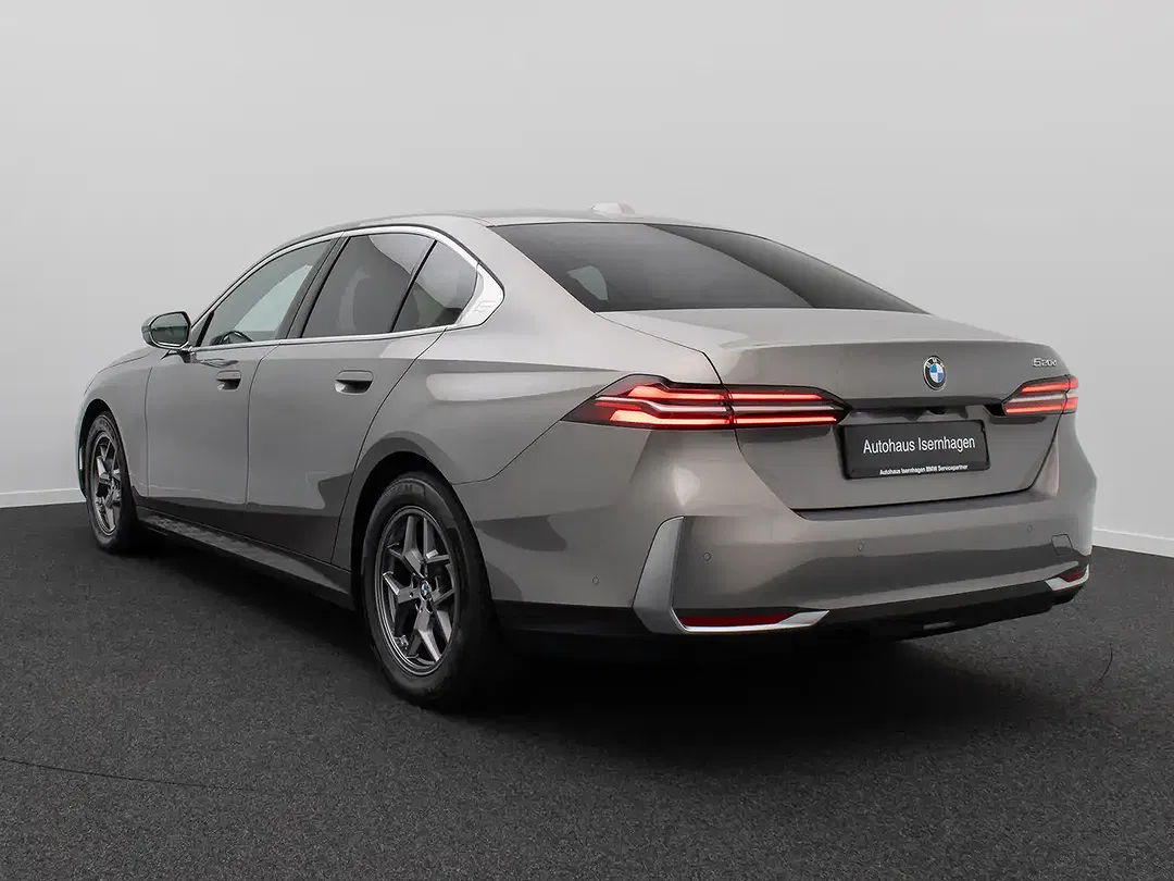 BMW 520 - Thumbnail 9