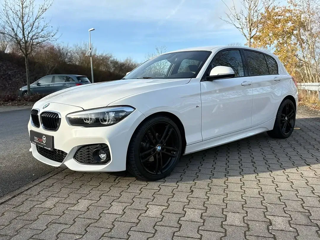 BMW 118 - Thumbnail 1