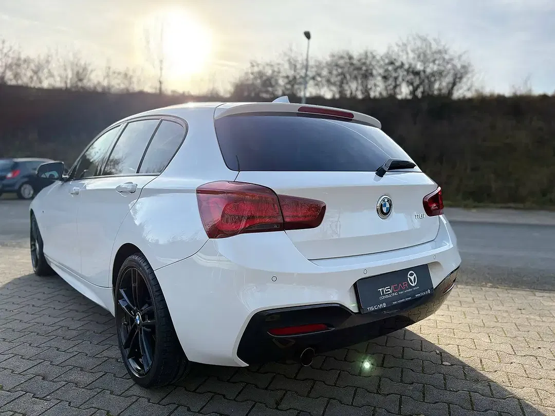 BMW 118 - Thumbnail 4