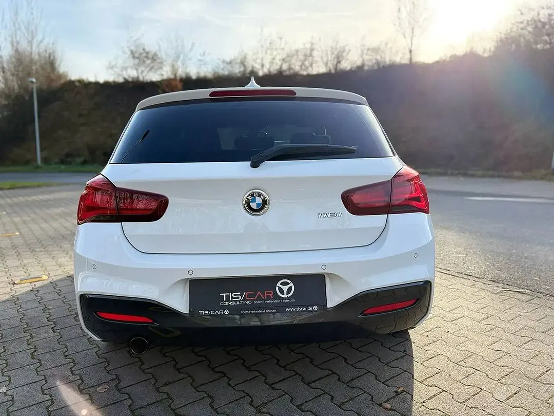 BMW 118 - Thumbnail 5