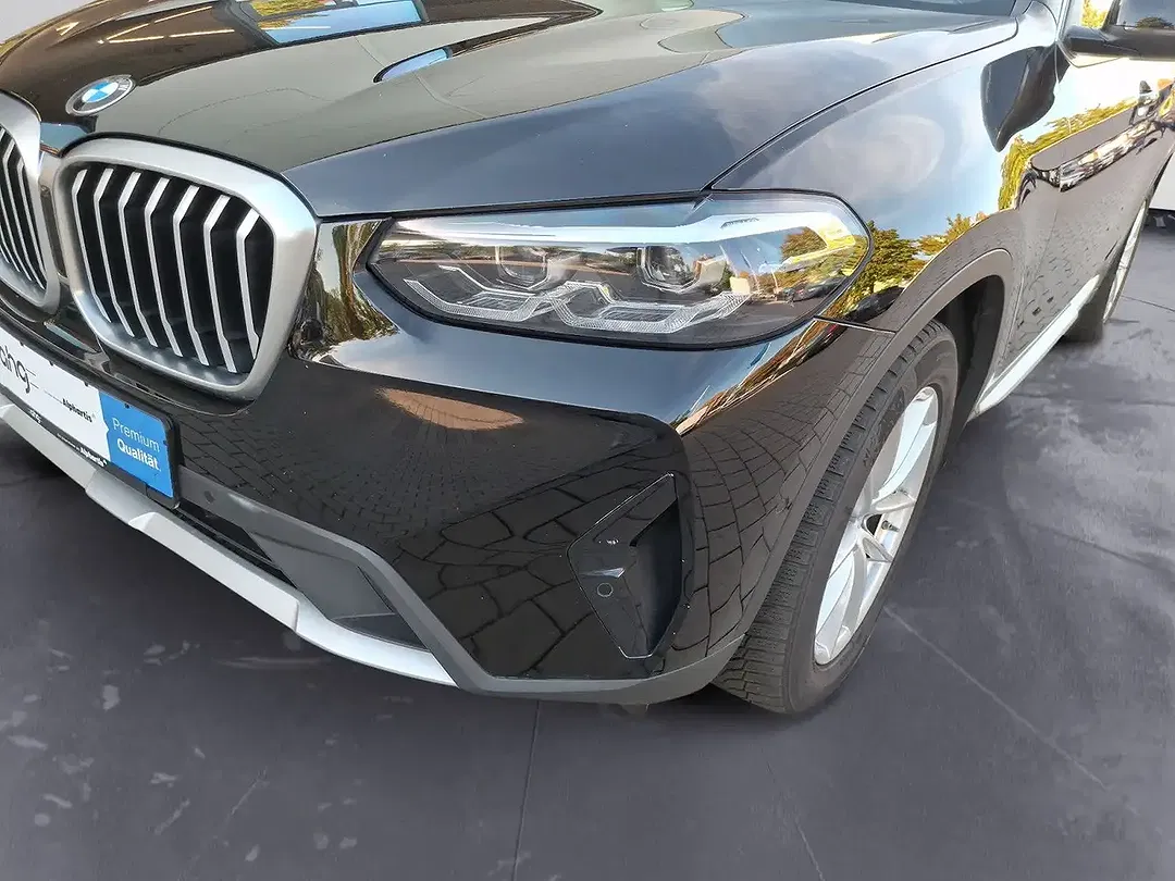 BMW X3 - Thumbnail 9