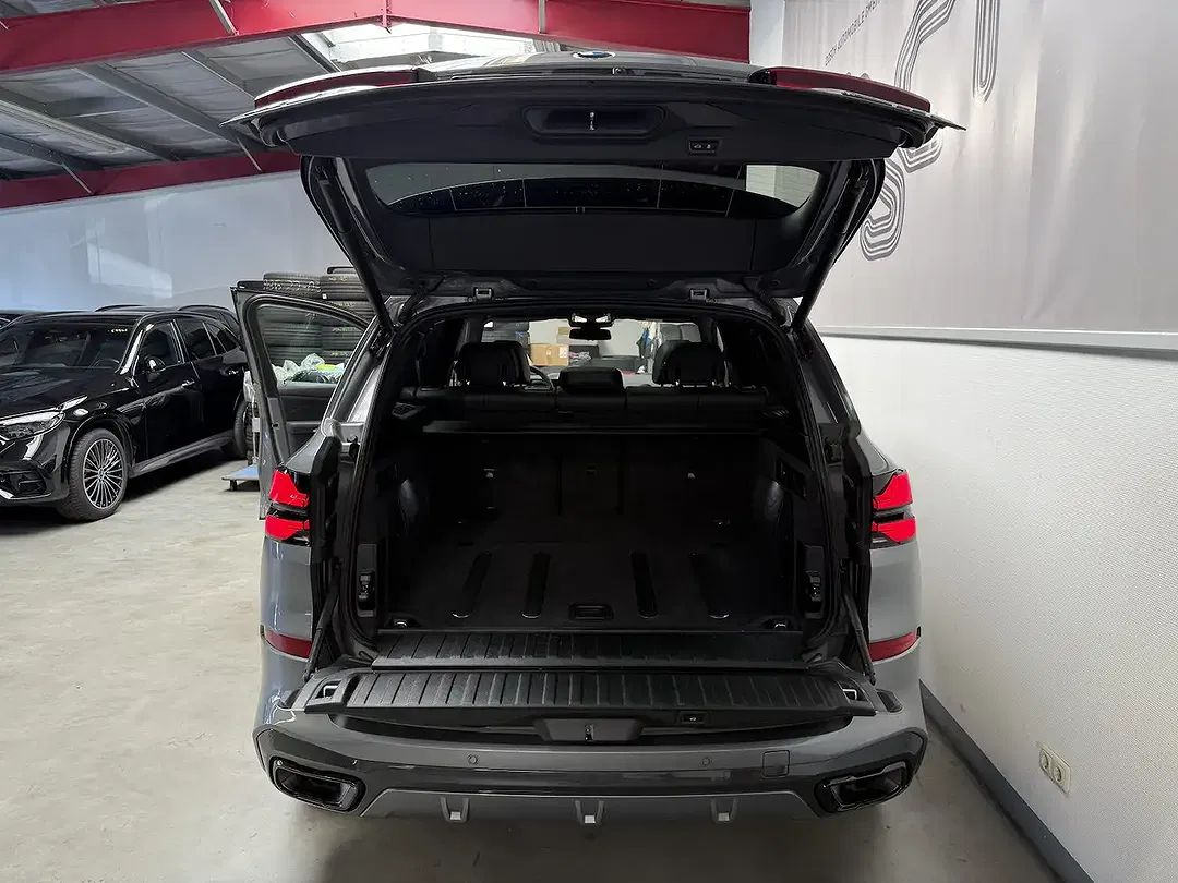 BMW X5 - Thumbnail 12