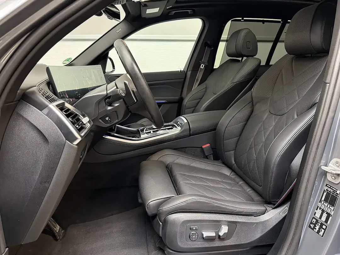 BMW X5 - Thumbnail 4