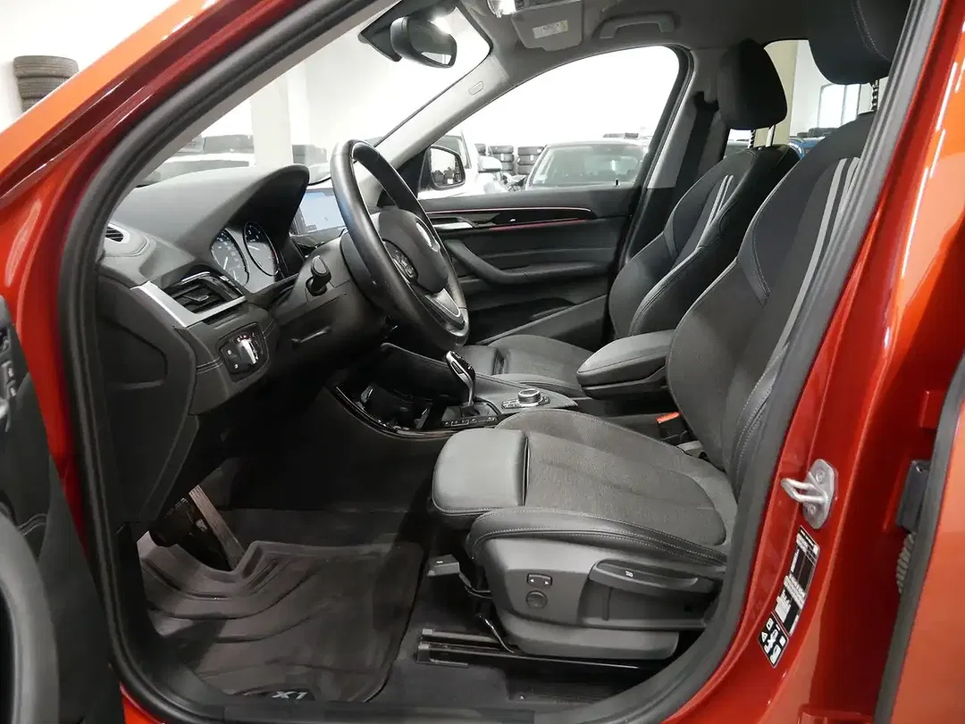 BMW X1 - Thumbnail 13