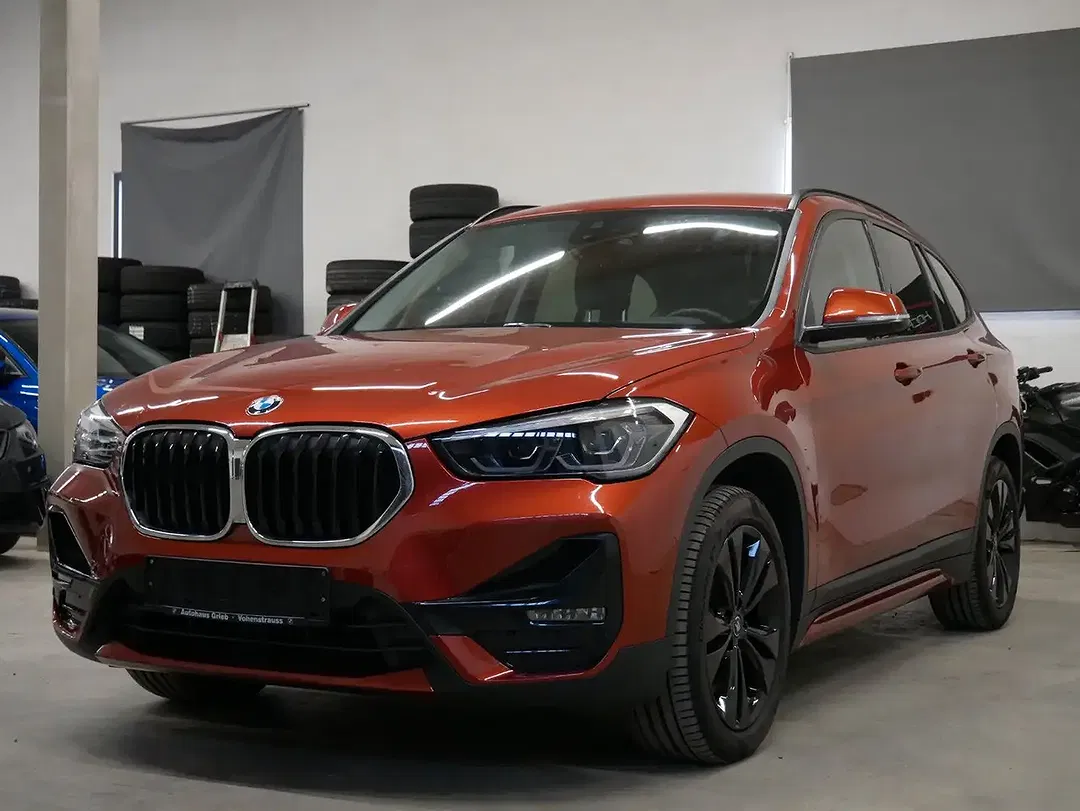 BMW X1 - Thumbnail 2