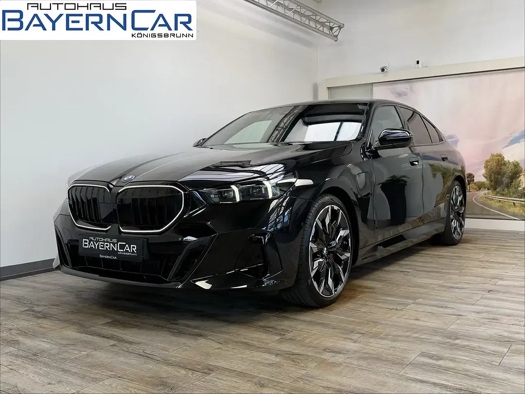 BMW 550 - Thumbnail 1