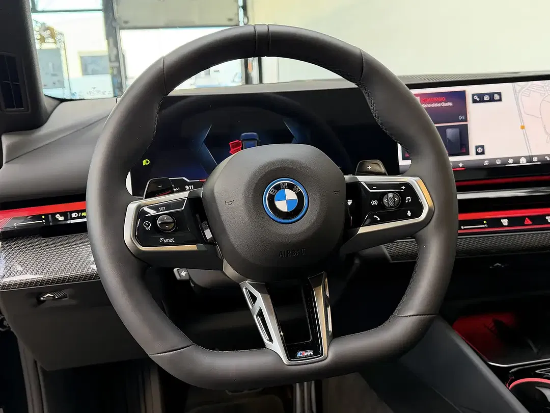 BMW 550 - Thumbnail 8
