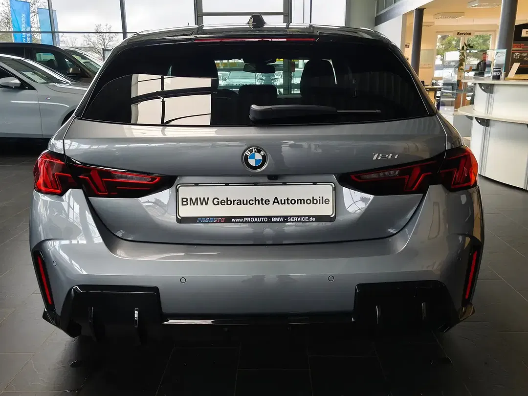 BMW 120 - Thumbnail 5