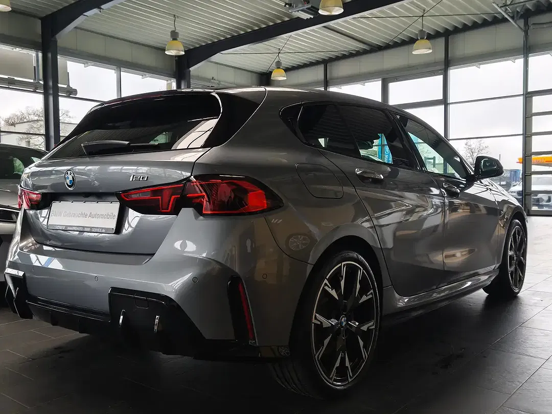 BMW 120 - Thumbnail 7