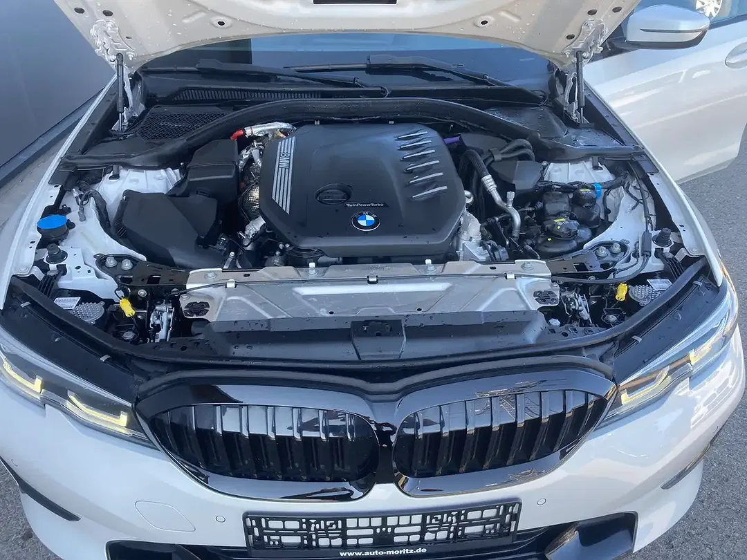 BMW 330 - Thumbnail 15