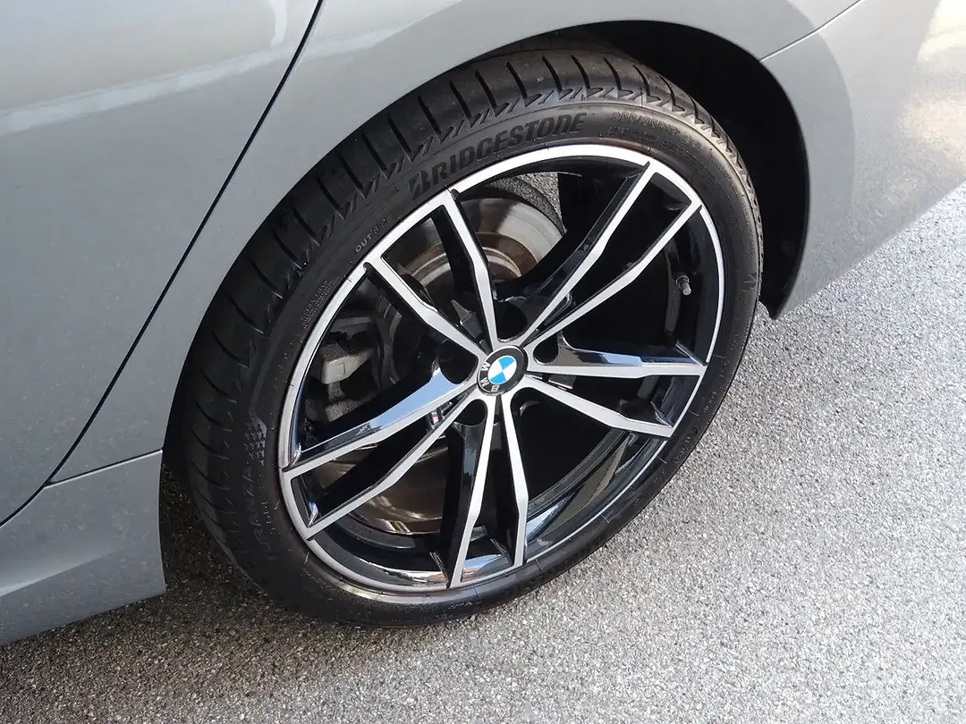 BMW 320 - Thumbnail 15