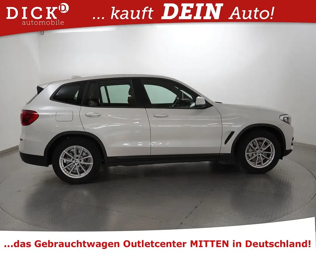 BMW X3 - Thumbnail 2