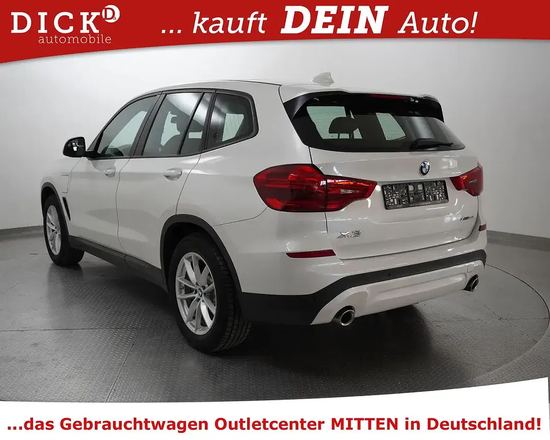 BMW X3 - Thumbnail 6