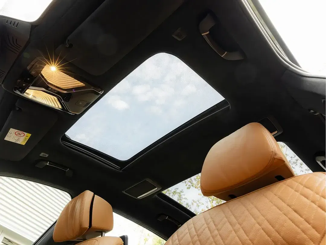 BMW 760 - Thumbnail 3