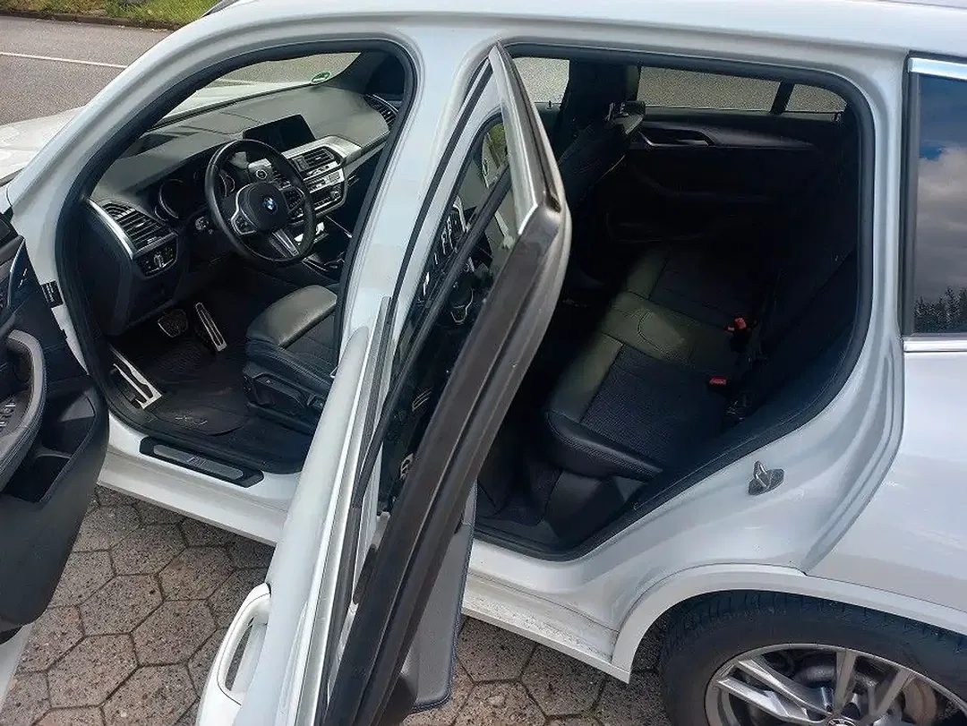 BMW X3 - Thumbnail 21