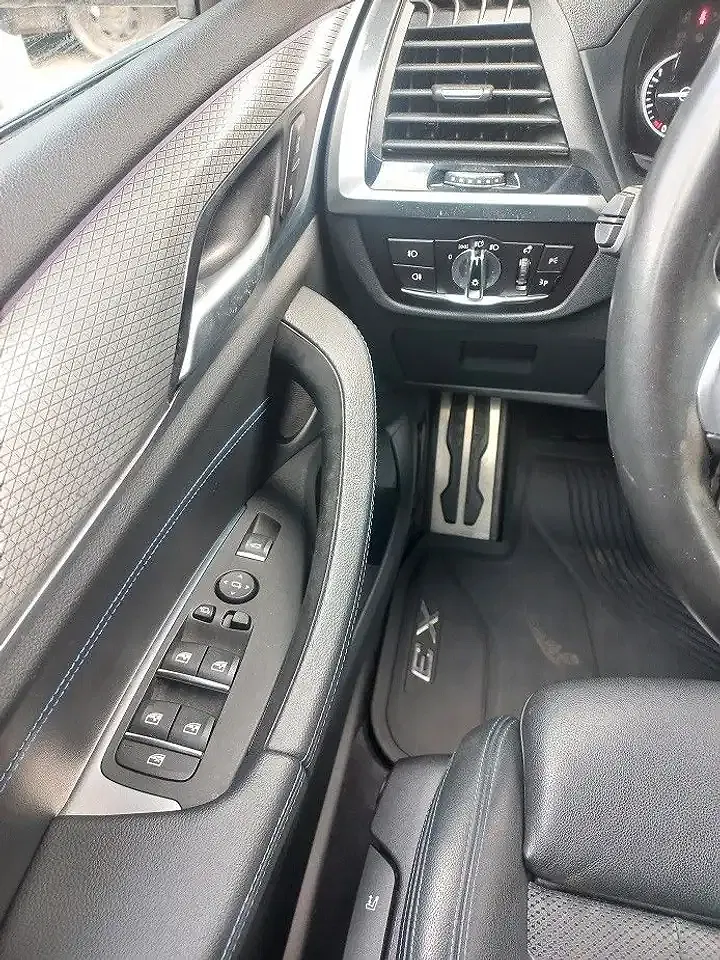 BMW X3 - Thumbnail 25