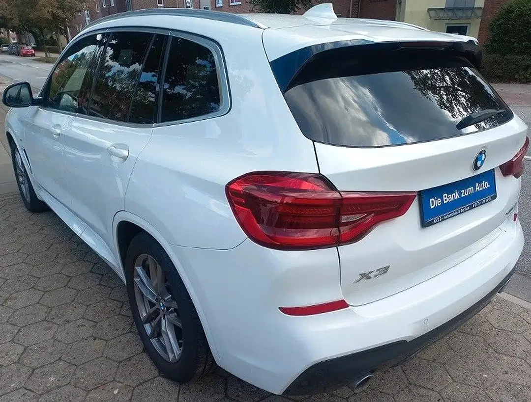 BMW X3 - Thumbnail 6
