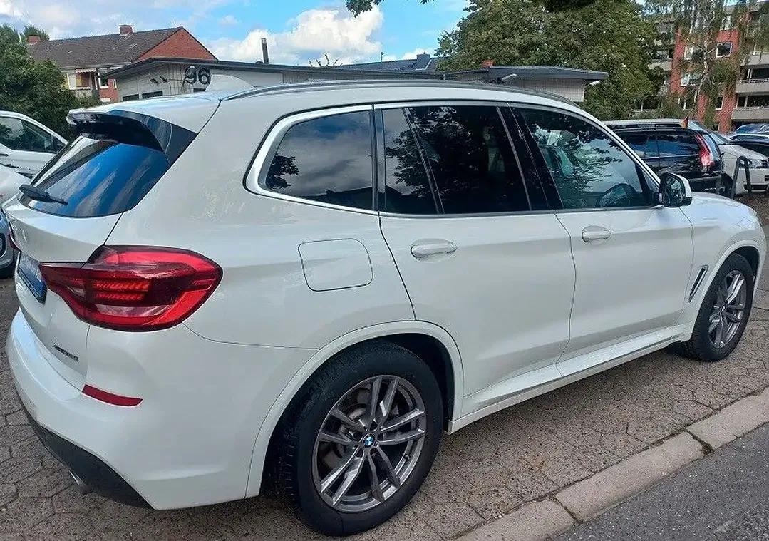 BMW X3 - Thumbnail 9