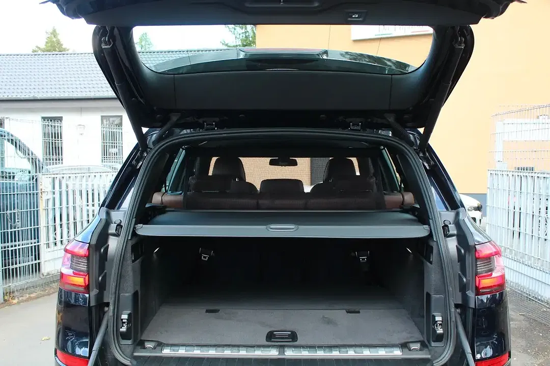 BMW X5 - Thumbnail 18