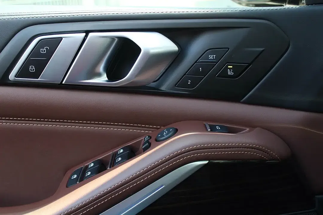 BMW X5 - Thumbnail 22