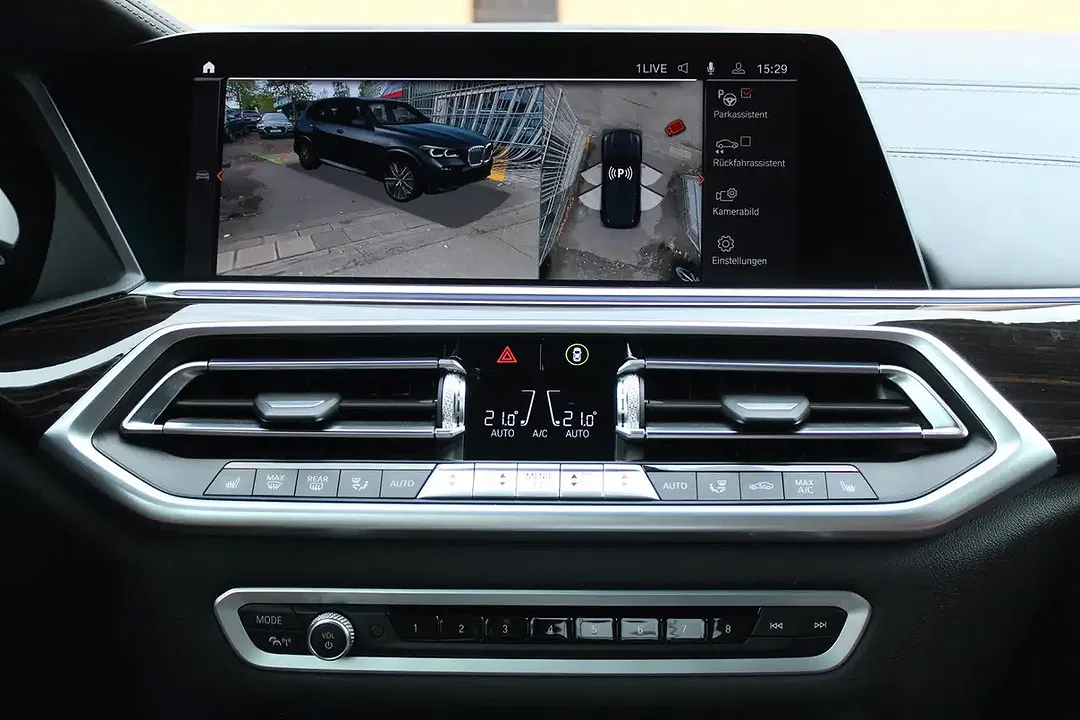 BMW X5 - Thumbnail 24