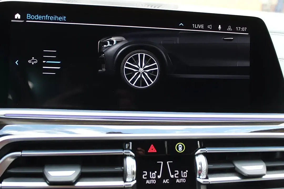 BMW X5 - Thumbnail 26