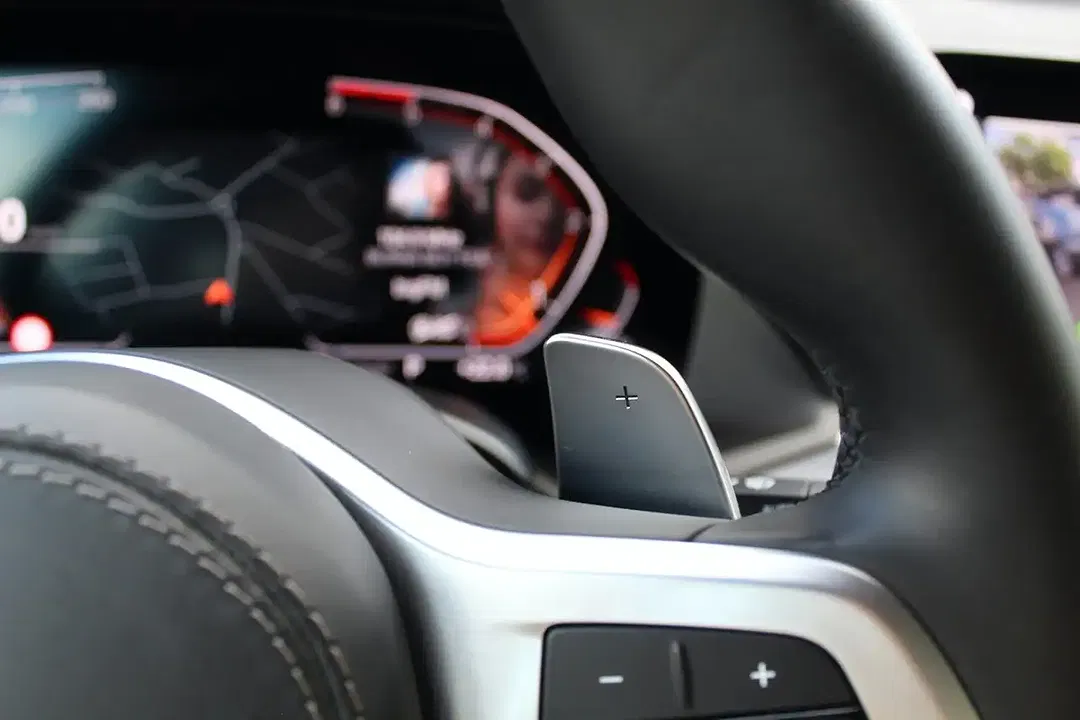 BMW X5 - Thumbnail 38