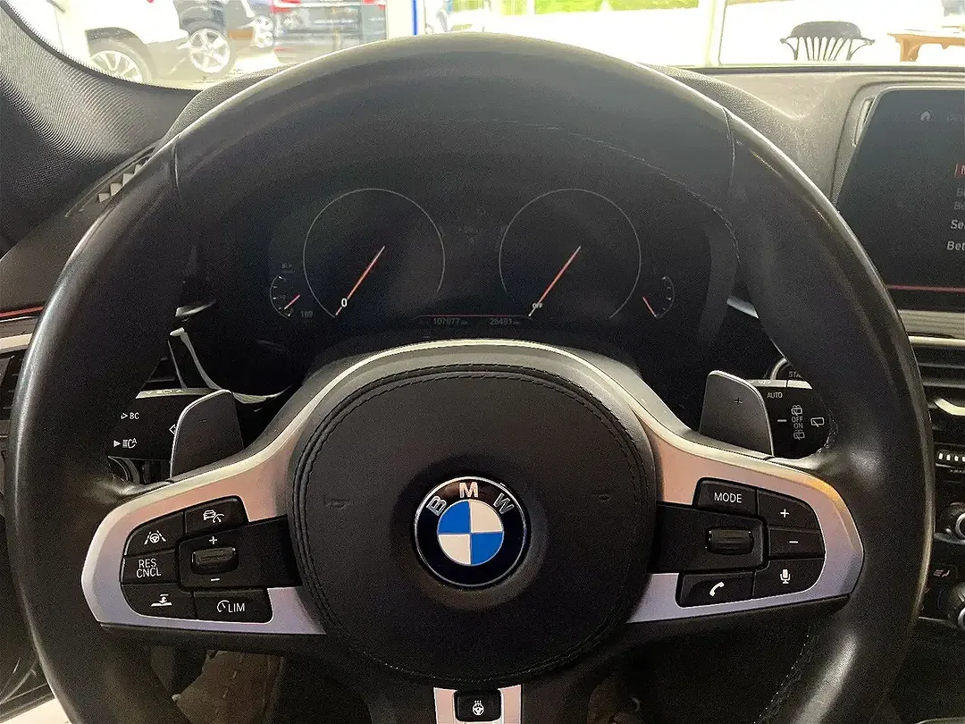 BMW 530 - Thumbnail 10