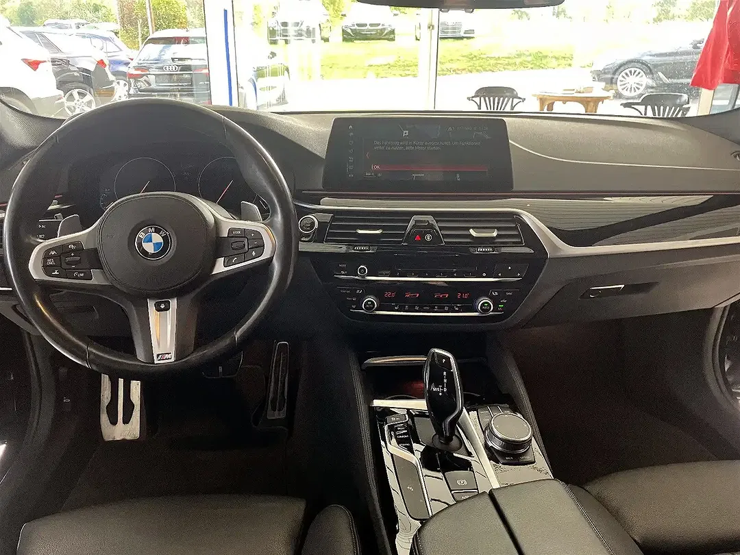 BMW 530 - Thumbnail 6