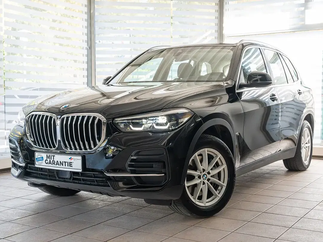 BMW X5 - Thumbnail 1
