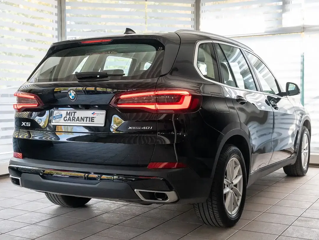 BMW X5 - Thumbnail 4