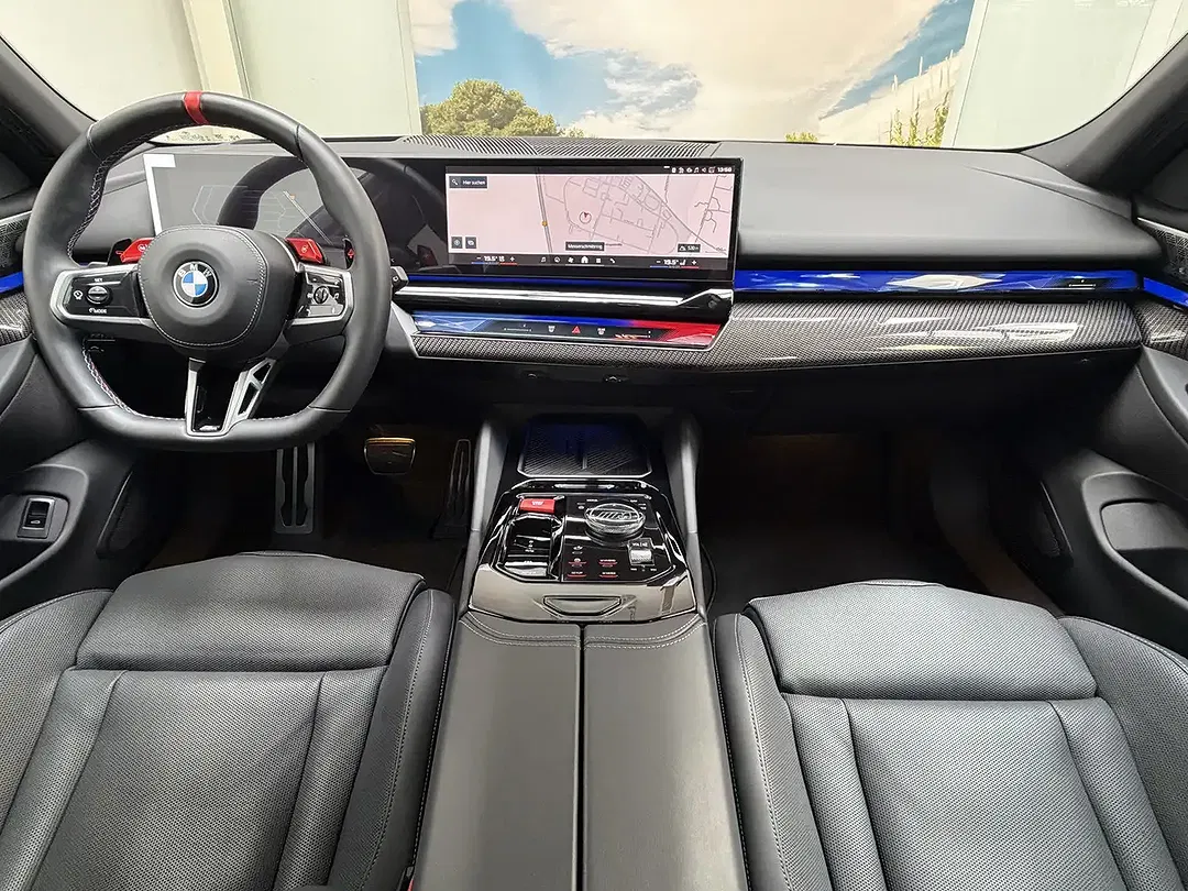 BMW M5 - Thumbnail 7