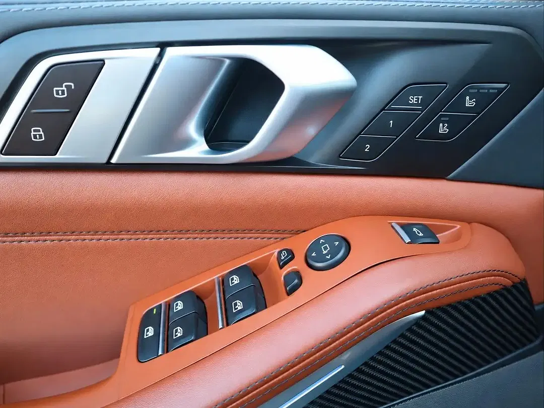 BMW X5 - Thumbnail 11