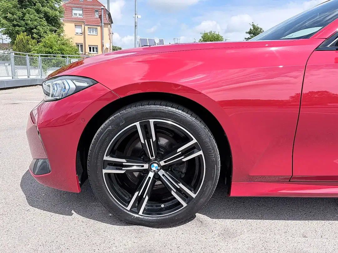 BMW 320 - Thumbnail 9