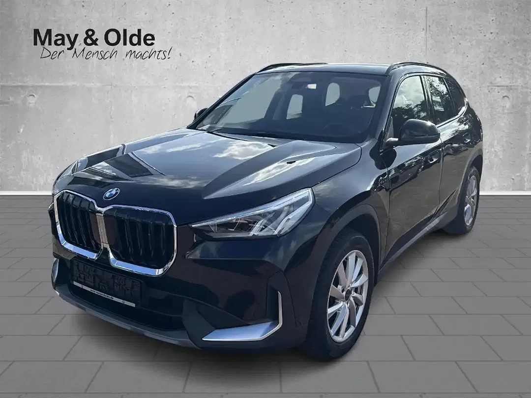 BMW X1 - Thumbnail 1