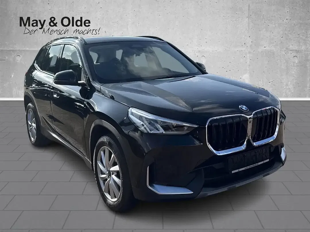 BMW X1 - Thumbnail 4