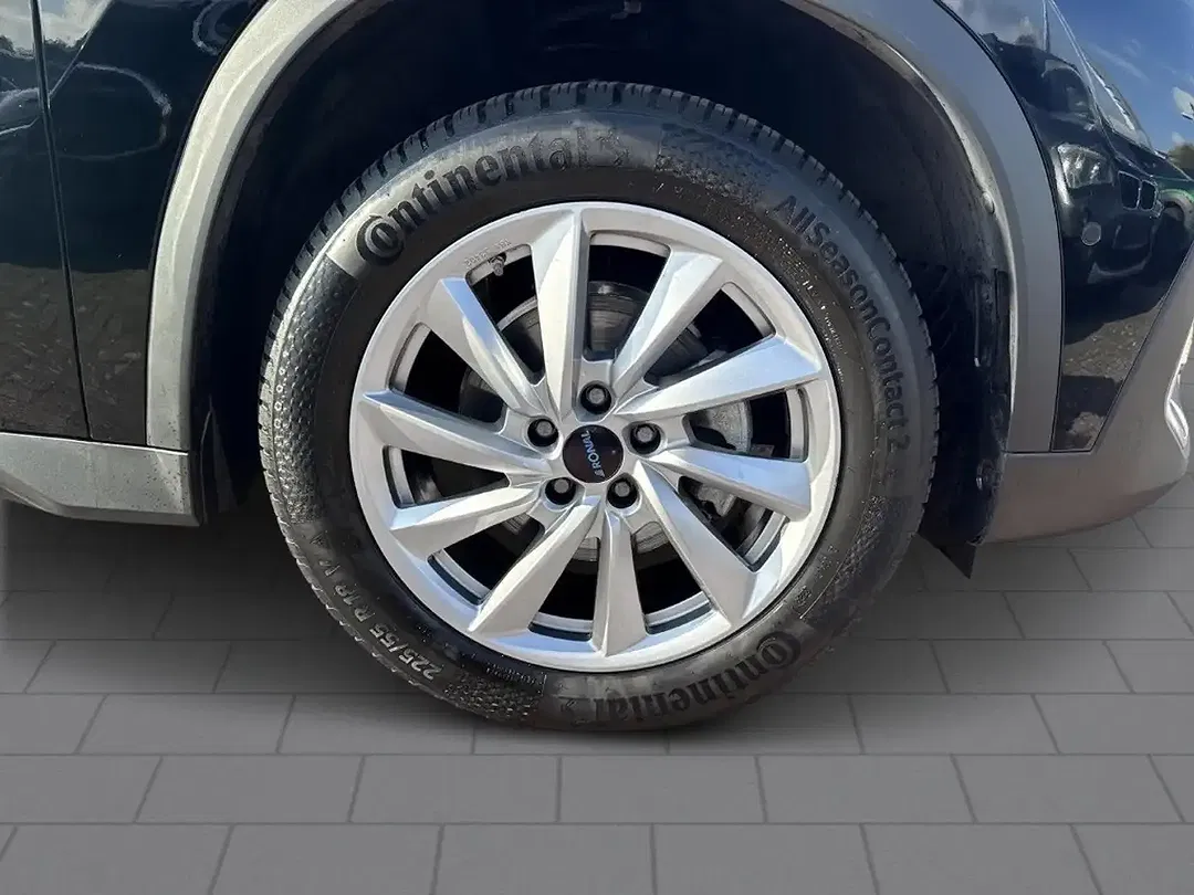 BMW X1 - Thumbnail 6