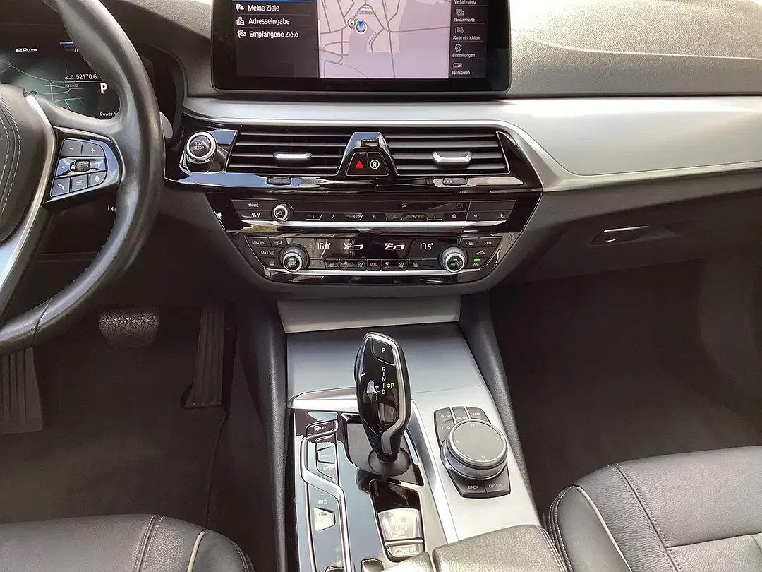 BMW 530 - Thumbnail 13