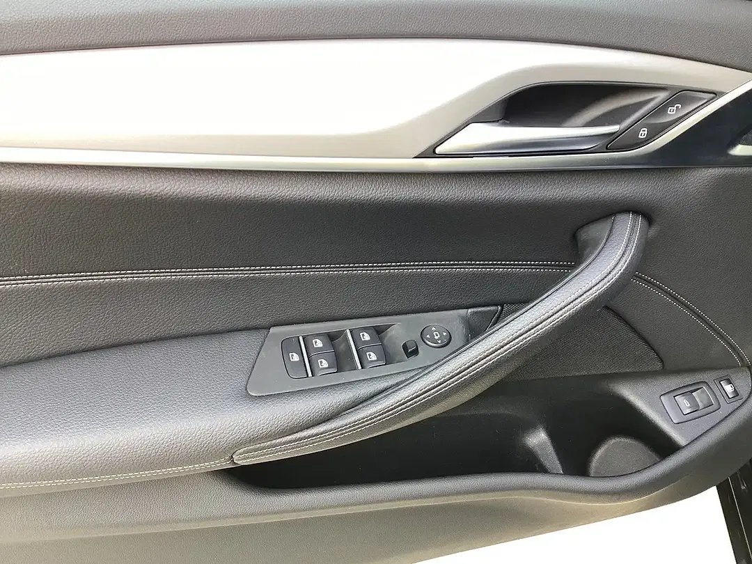 BMW 530 - Thumbnail 7