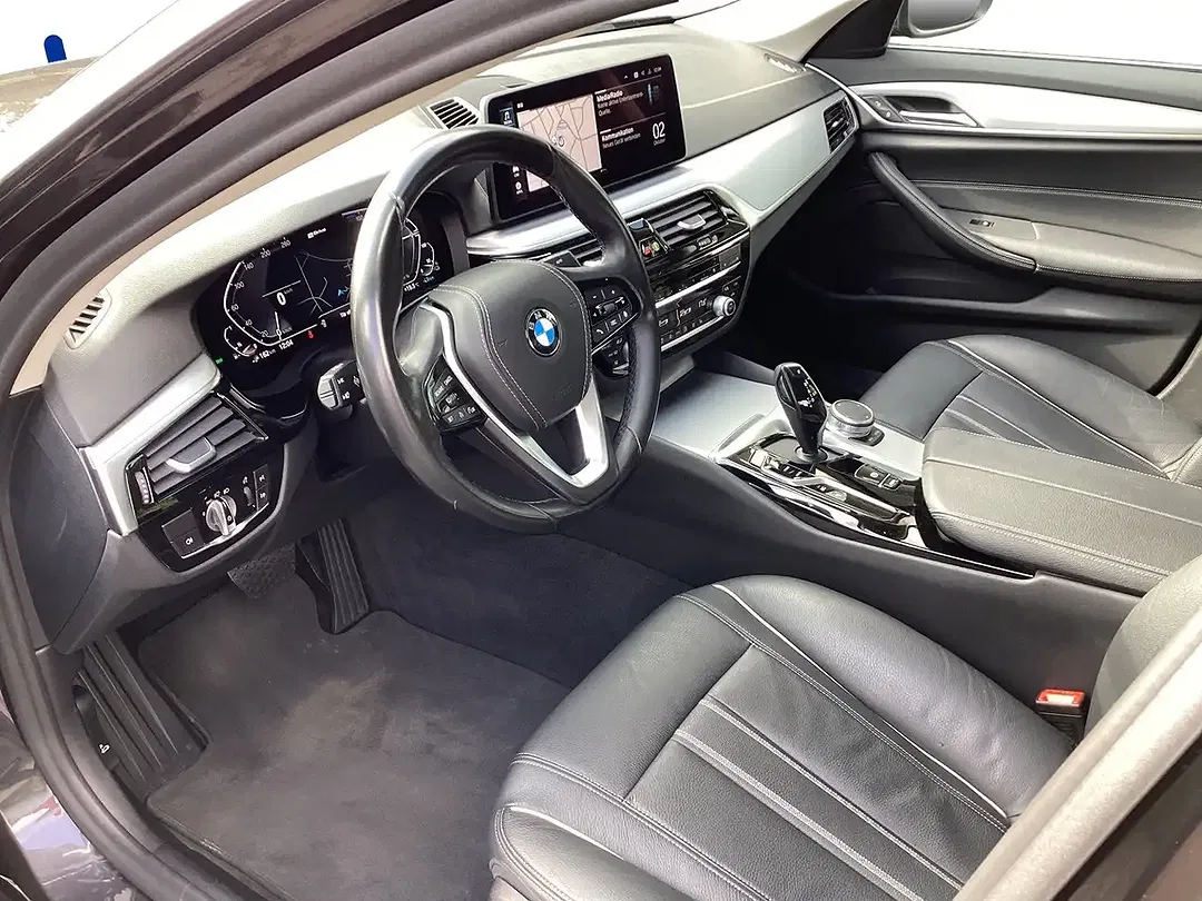 BMW 530 - Thumbnail 8
