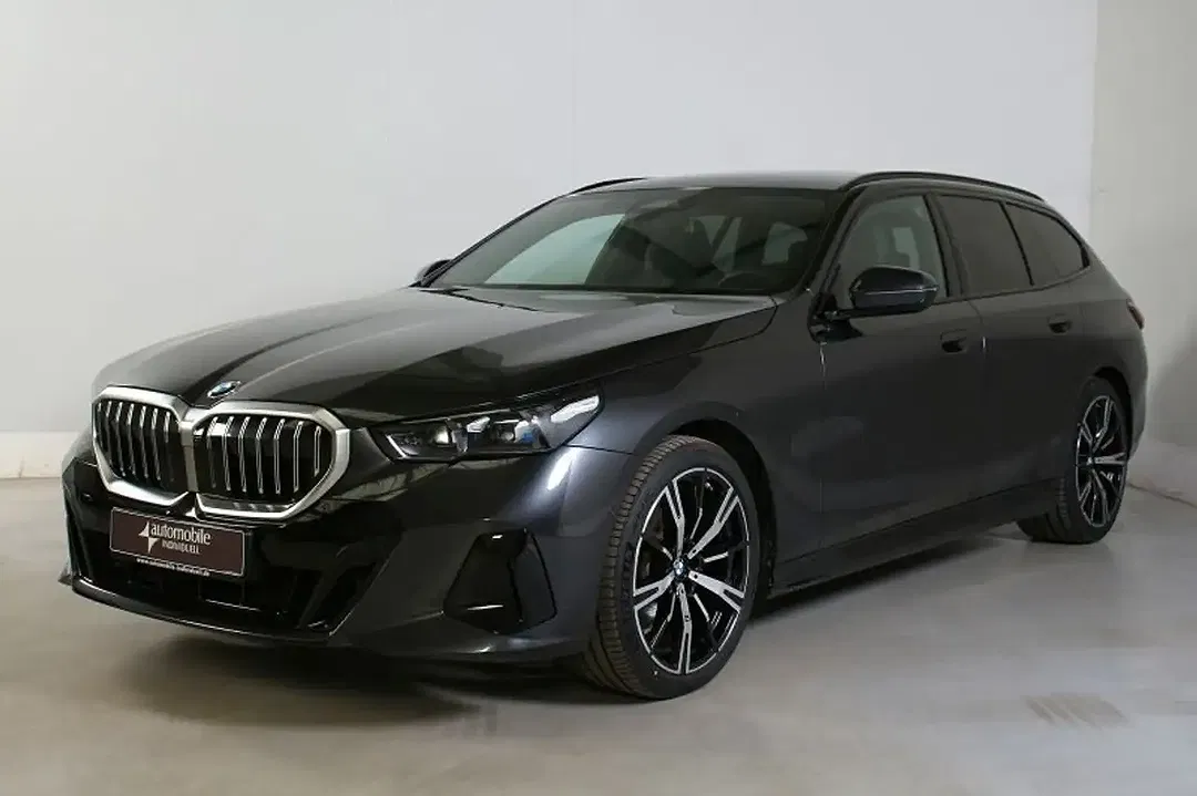 BMW 520 - Thumbnail 1