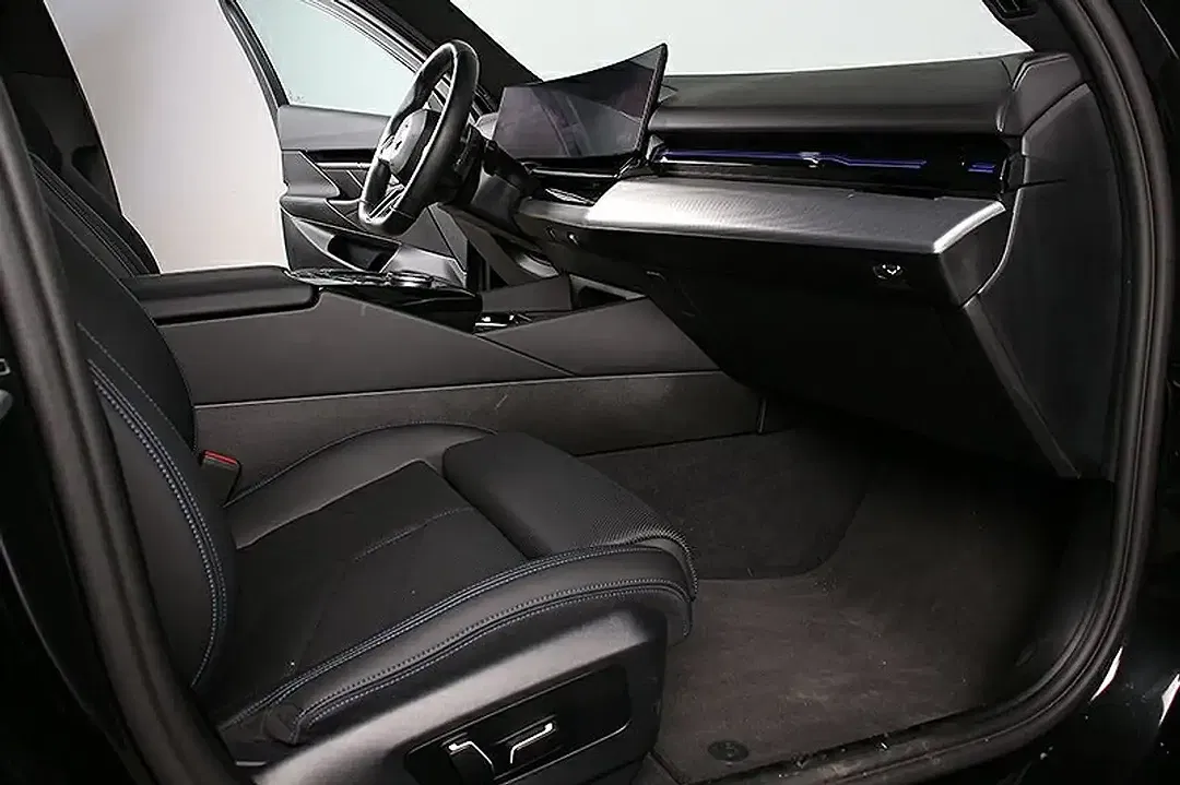 BMW 520 - Thumbnail 4