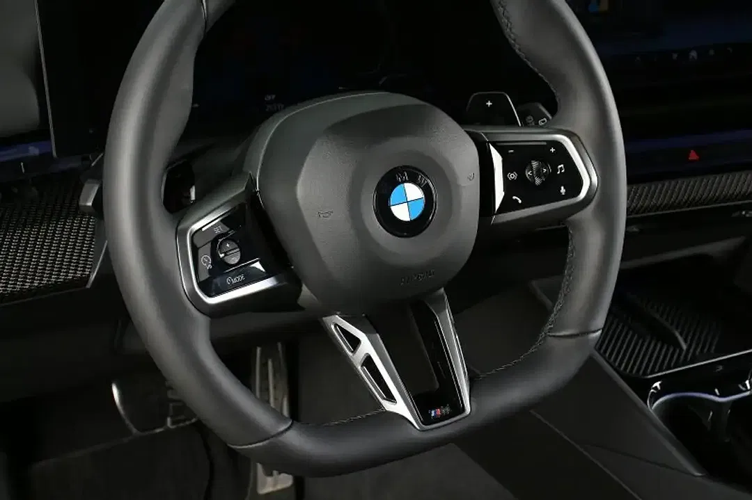 BMW 520 - Thumbnail 9