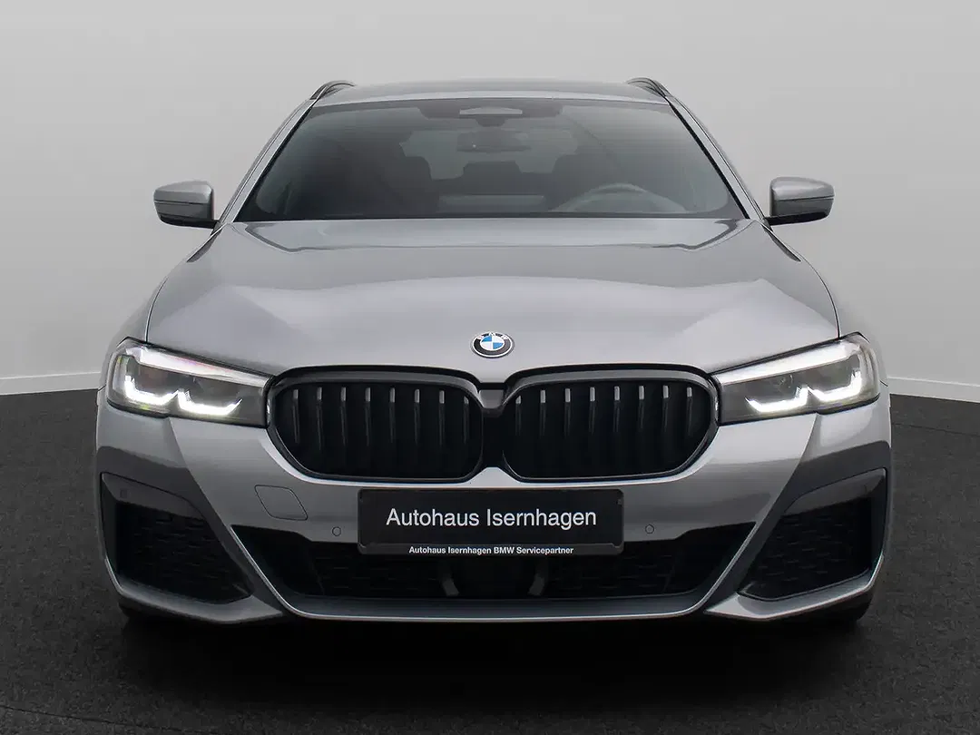 BMW 520 - Thumbnail 2