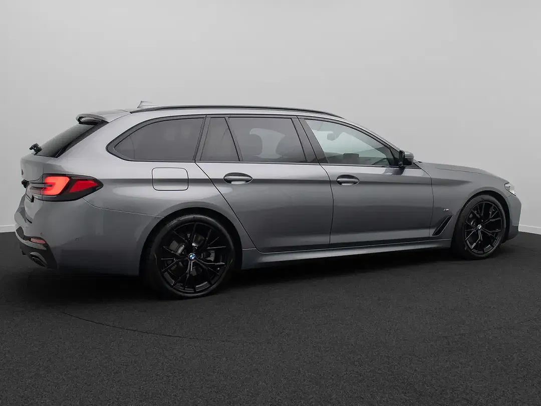 BMW 520 - Thumbnail 6