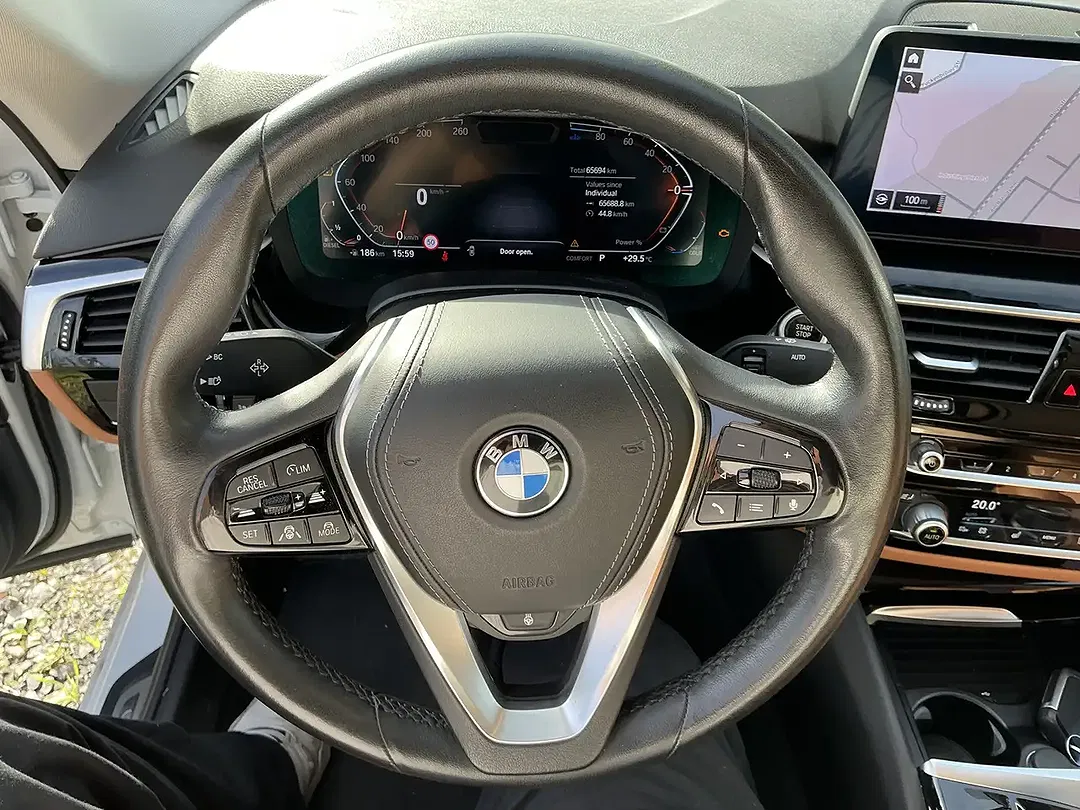 BMW 520 - Thumbnail 7
