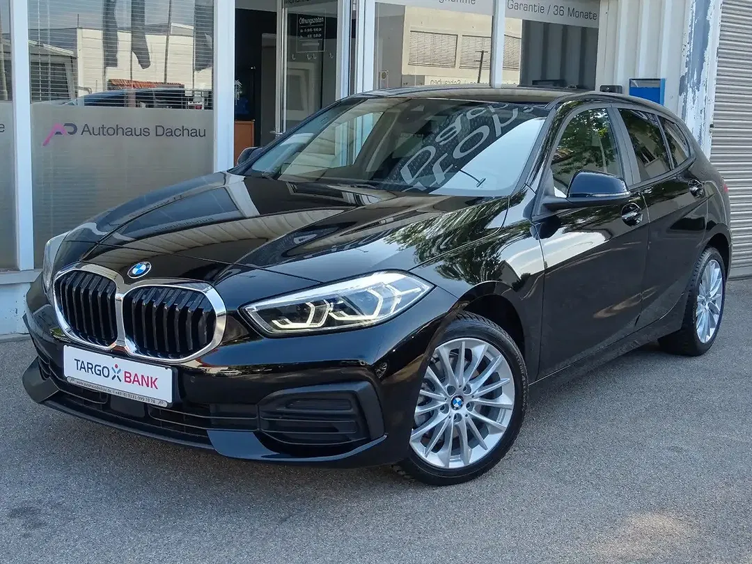 BMW 118 - Thumbnail 3