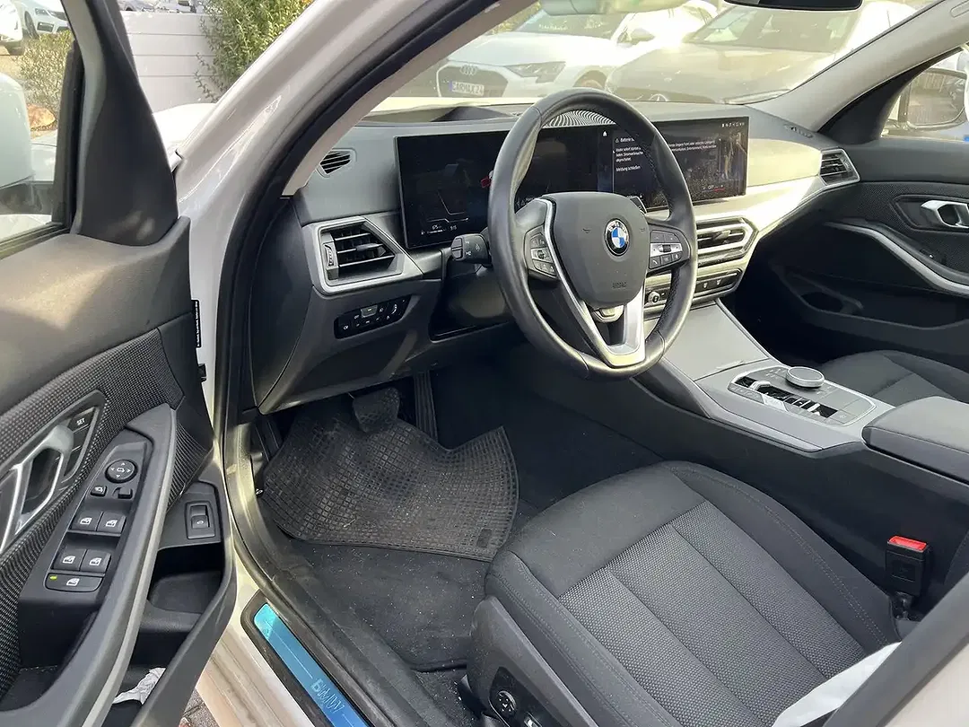 BMW 318 - Thumbnail 9