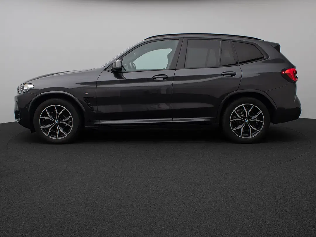 BMW X3 - Thumbnail 11