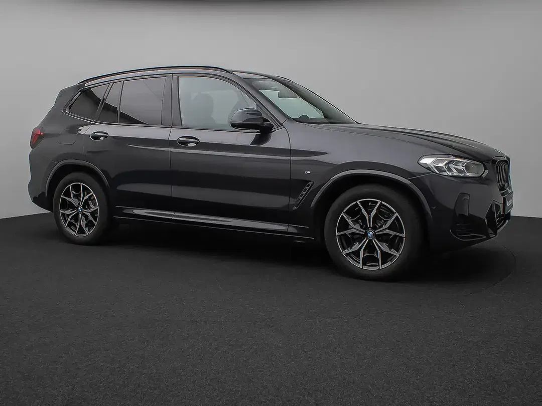 BMW X3 - Thumbnail 4